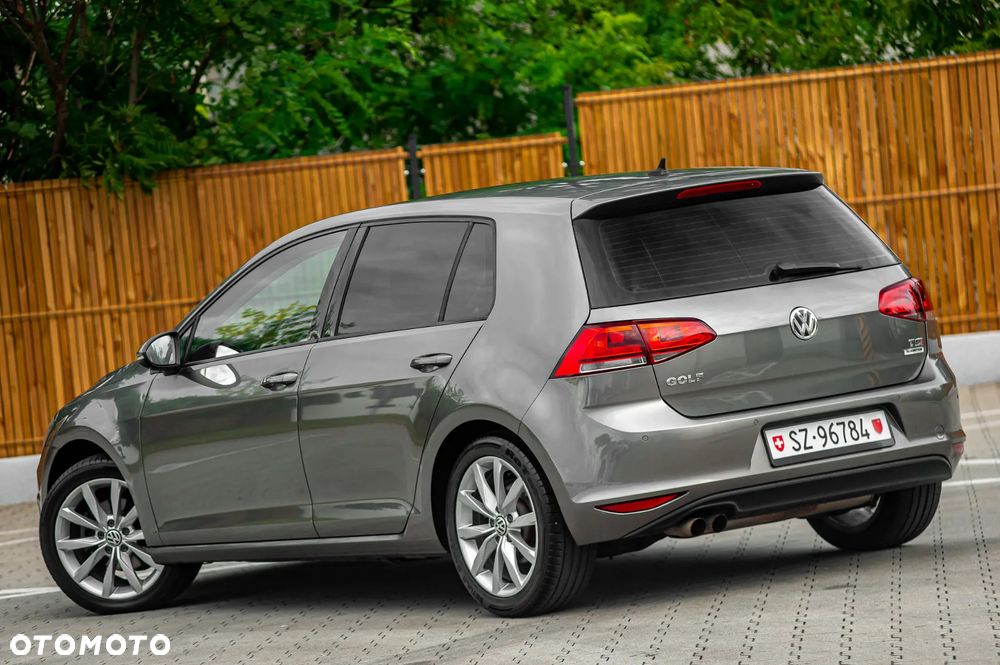 Volkswagen Golf 1.4 TSI BMT Highline - 12