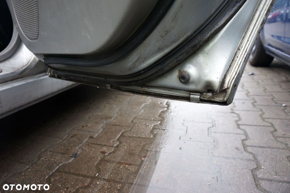 DRZWI TYLNE PRAWE FORESTER II SG 01G  SREBRNY SUBARU 2002-2006 - 11
