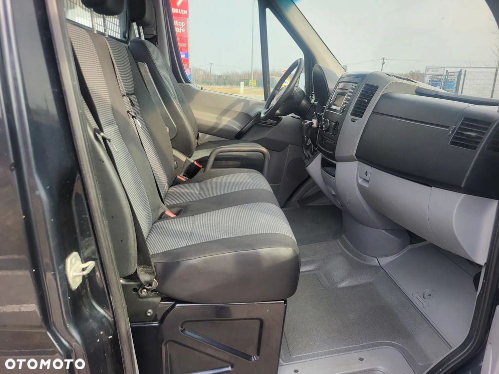 Mercedes-Benz Sprinter - 29