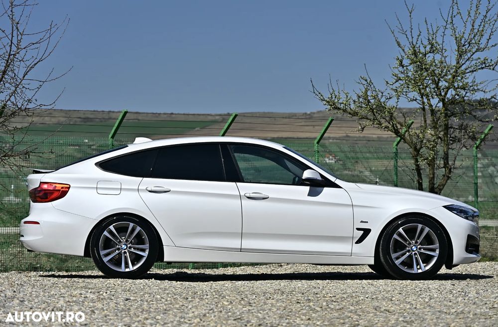 BMW Seria 3 320d Aut. Sport Line - 7