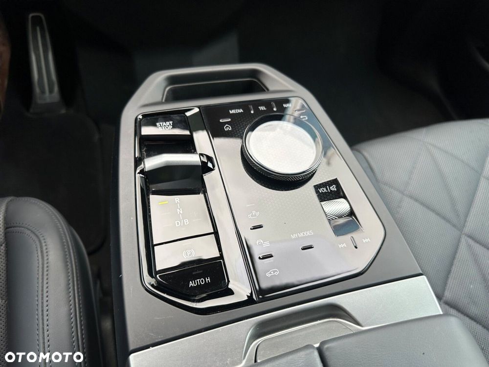 BMW iX xDrive60 111.5kWh - 10