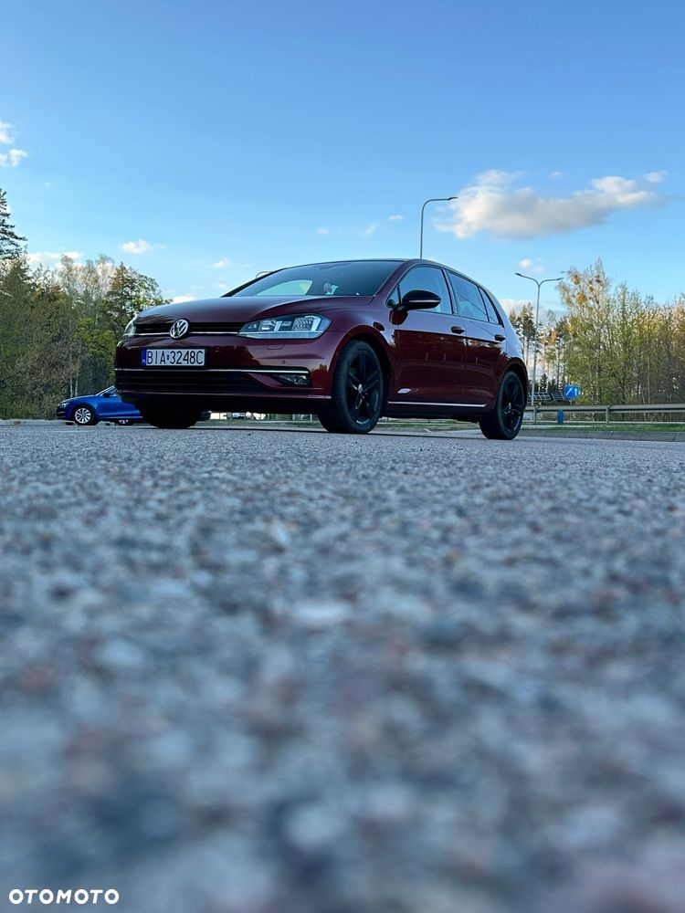 Volkswagen Golf 1.0 TSI IQ Drive - 1