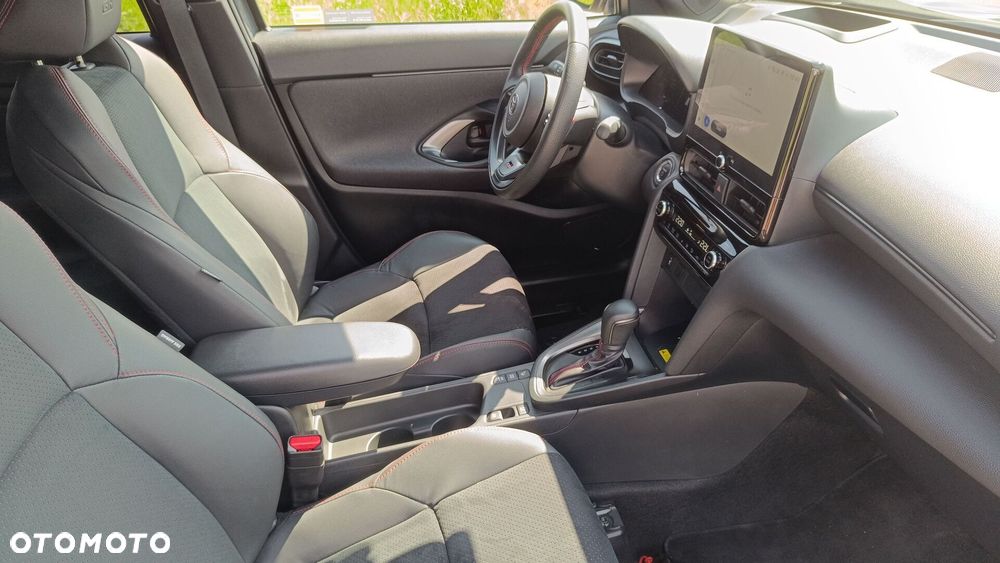 Toyota Yaris Cross Hybrid 1.5 GR Sport - 10