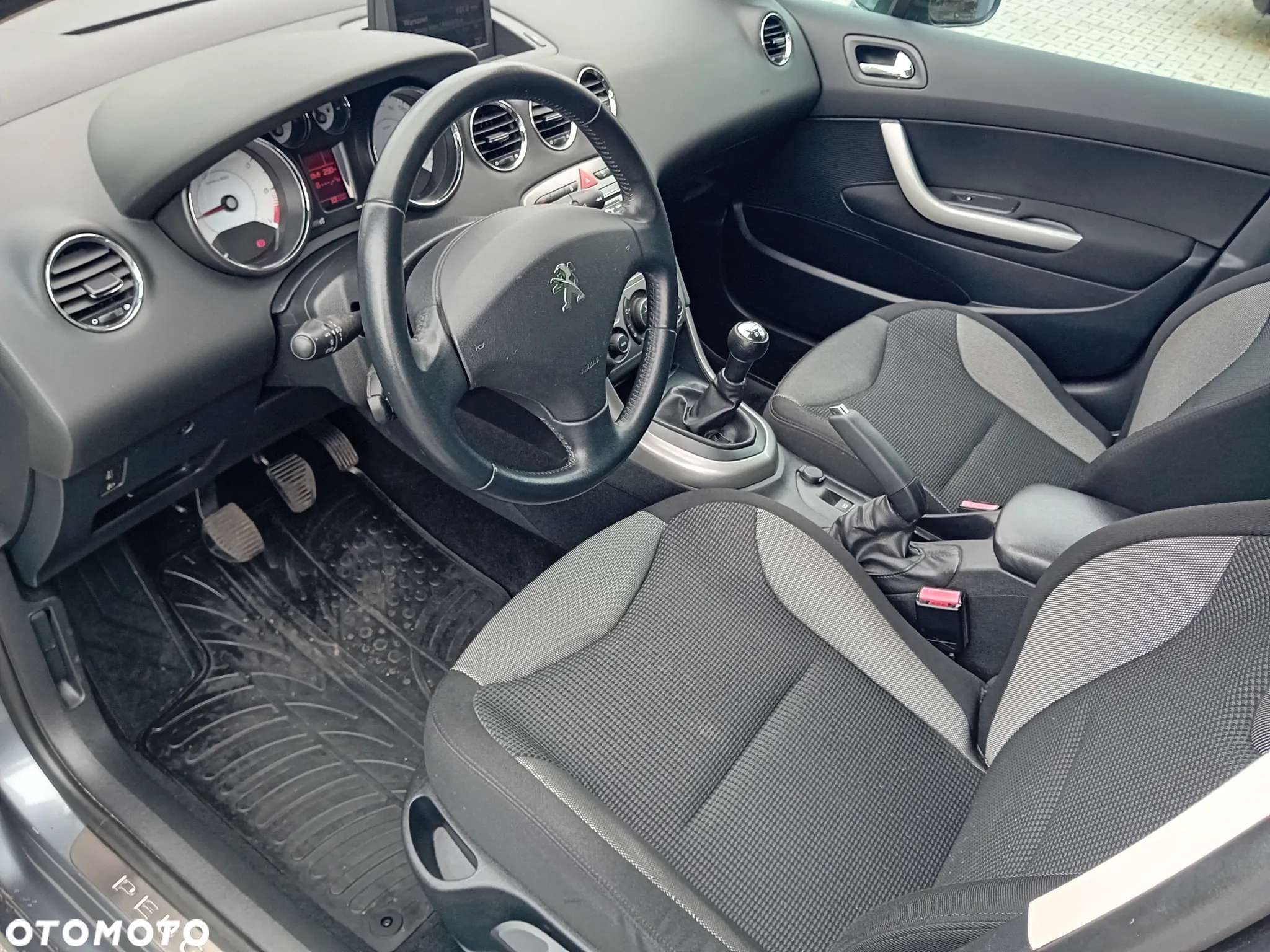 Peugeot 308 - 18