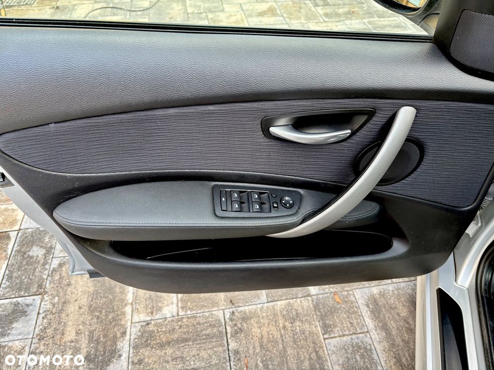 BMW Seria 1 118d - 11
