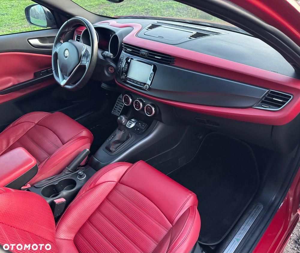 Alfa Romeo Giulietta 1750 TBi QV TCT - 23