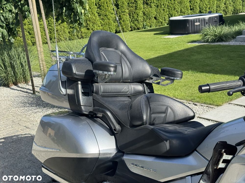 Honda GL - 5
