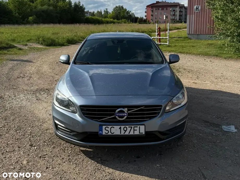 Volvo V60 D2 Drive-E Momentum - 2