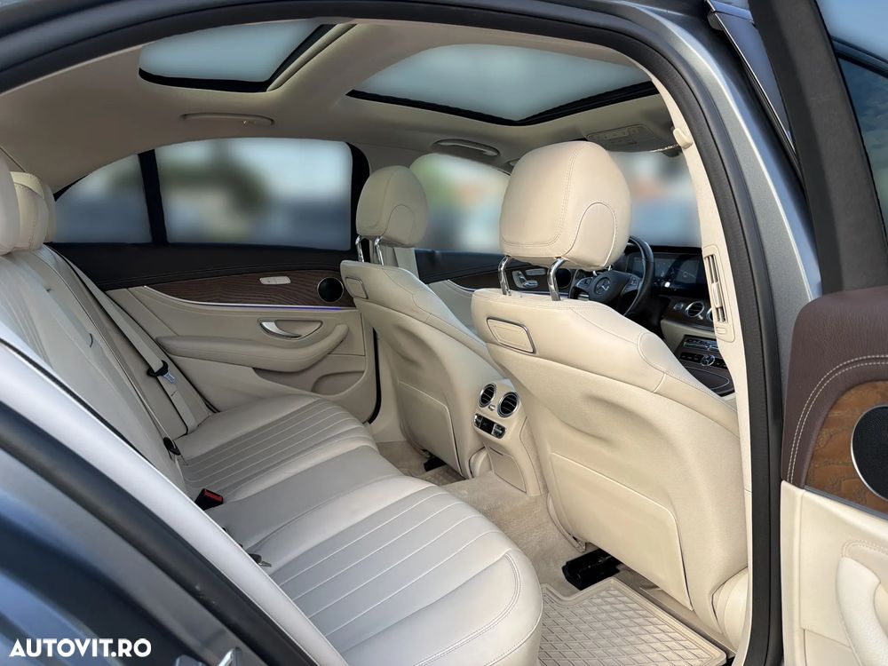 Mercedes-Benz E 220 d 4MATIC Aut. - 15