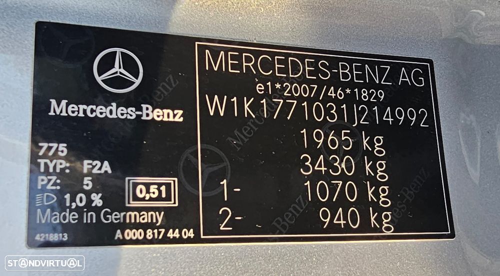 Mercedes-Benz A 180 d 7G-DCT AMG Line - 11