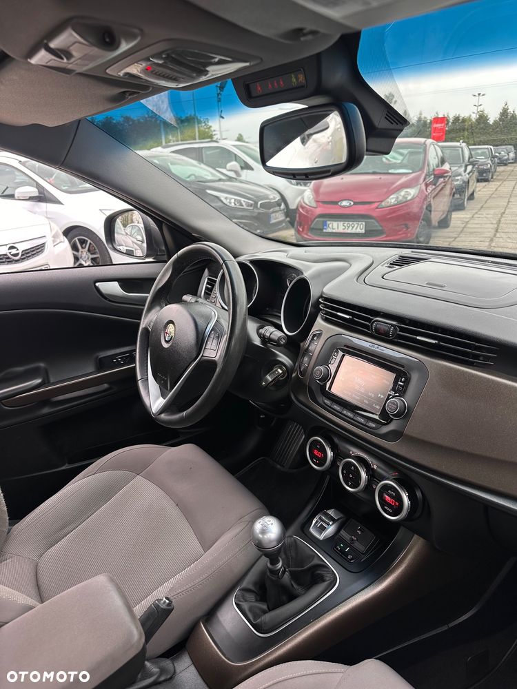Alfa Romeo Giulietta 1.4 TB MultiAir Exclusive - 25