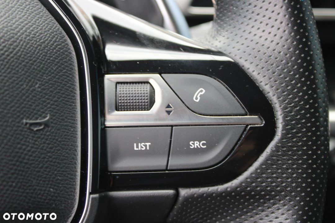Peugeot 5008 - 30