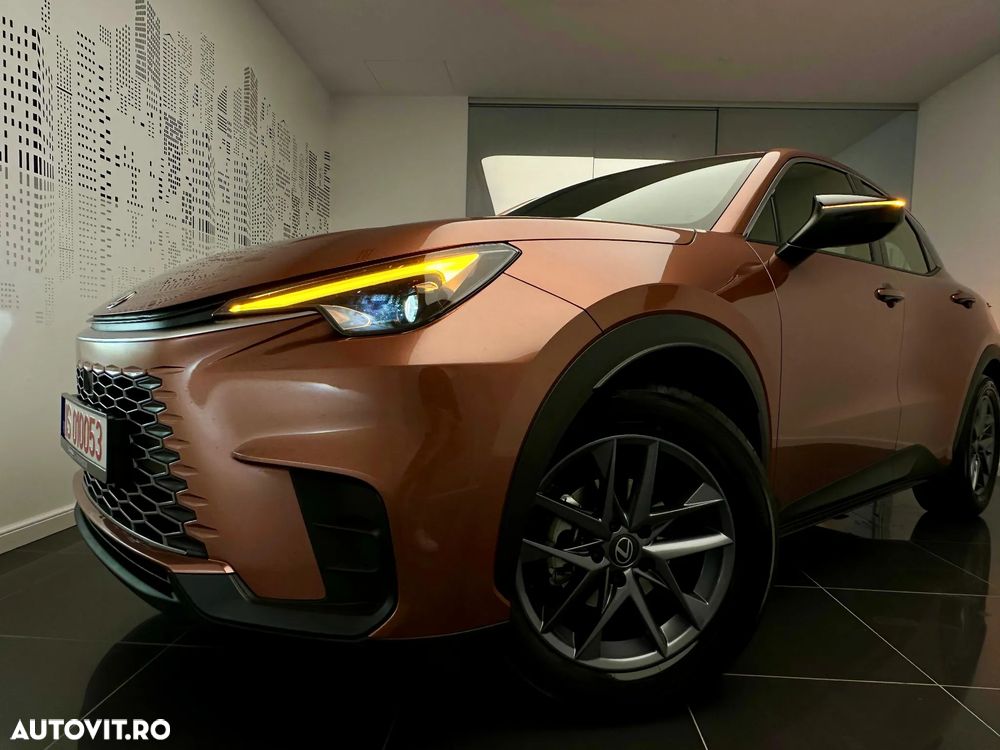 Lexus LBX 1.5 HEV 4x2 CVT Business - 2