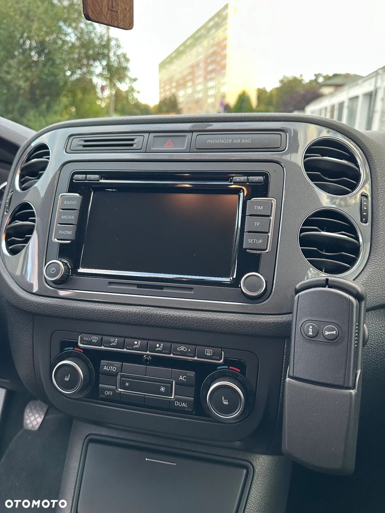 Volkswagen Tiguan - 19