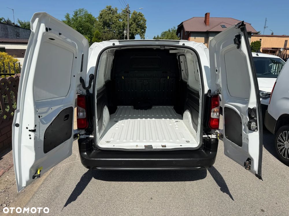 Citroën BERLINGO - 32