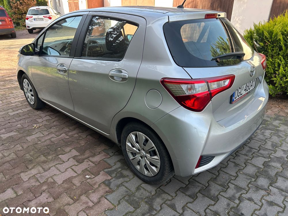 Toyota Yaris 1.0 Active - 10