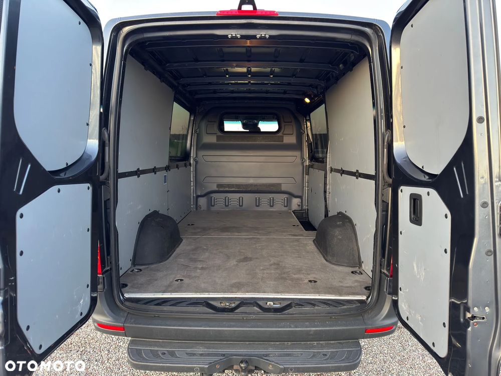 Mercedes-Benz SPRINTER - 11