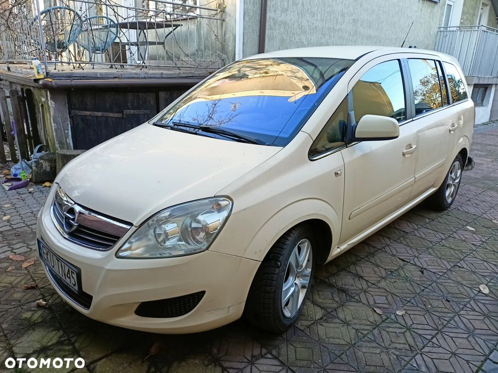 Opel Zafira 1.9 CDTI Automatik Edition - 2