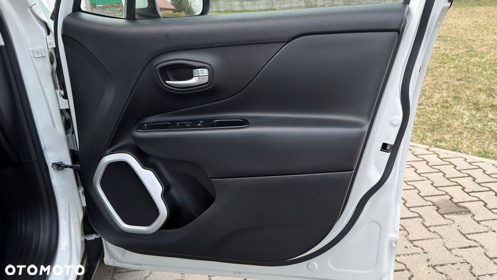 Jeep Renegade 1.4 MultiAir Limited - 34