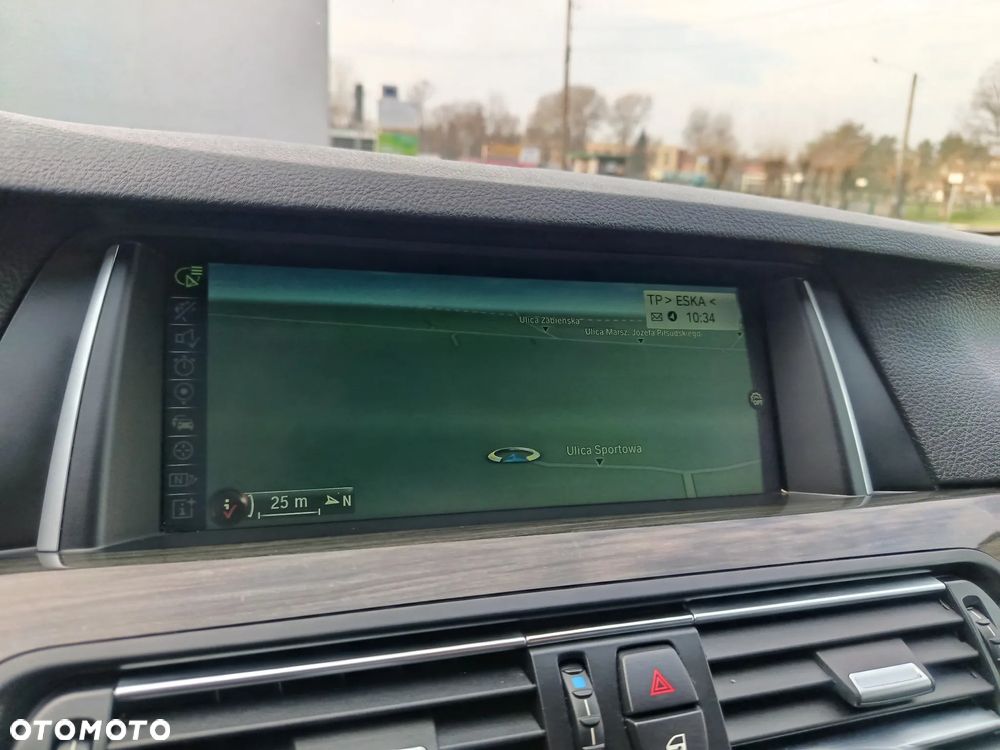 BMW Seria 5 520d xDrive Luxury Line - 23