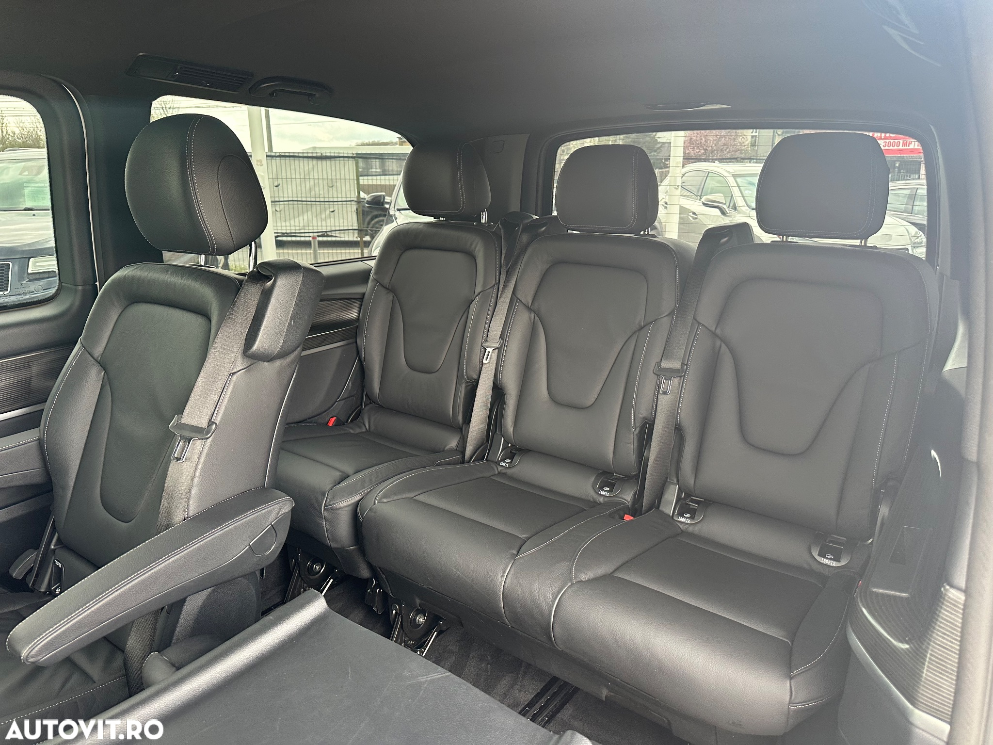 Mercedes-Benz V 300 d lang 9G-TRONIC Avantgarde - 12