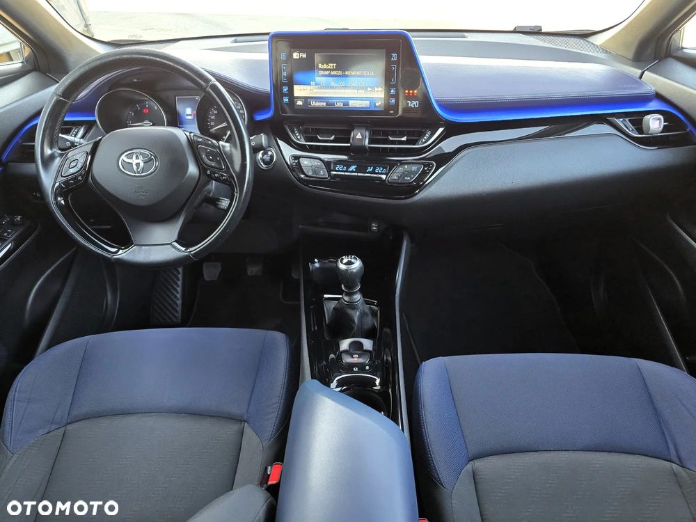 Toyota C-HR 1.2 T Dynamic - 23