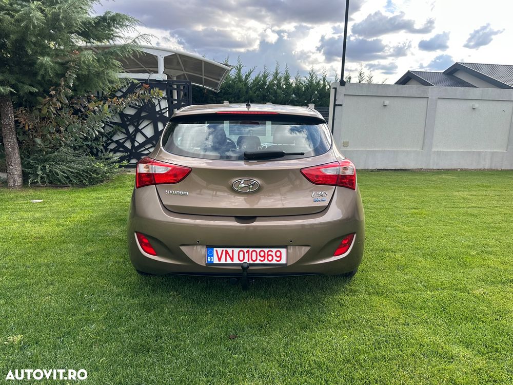 Hyundai i30 1.4 Classic - 11