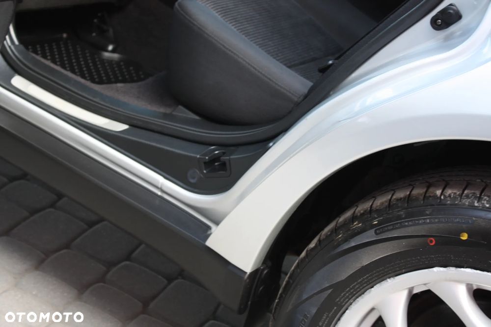 Subaru Legacy 2.5i AT - 27