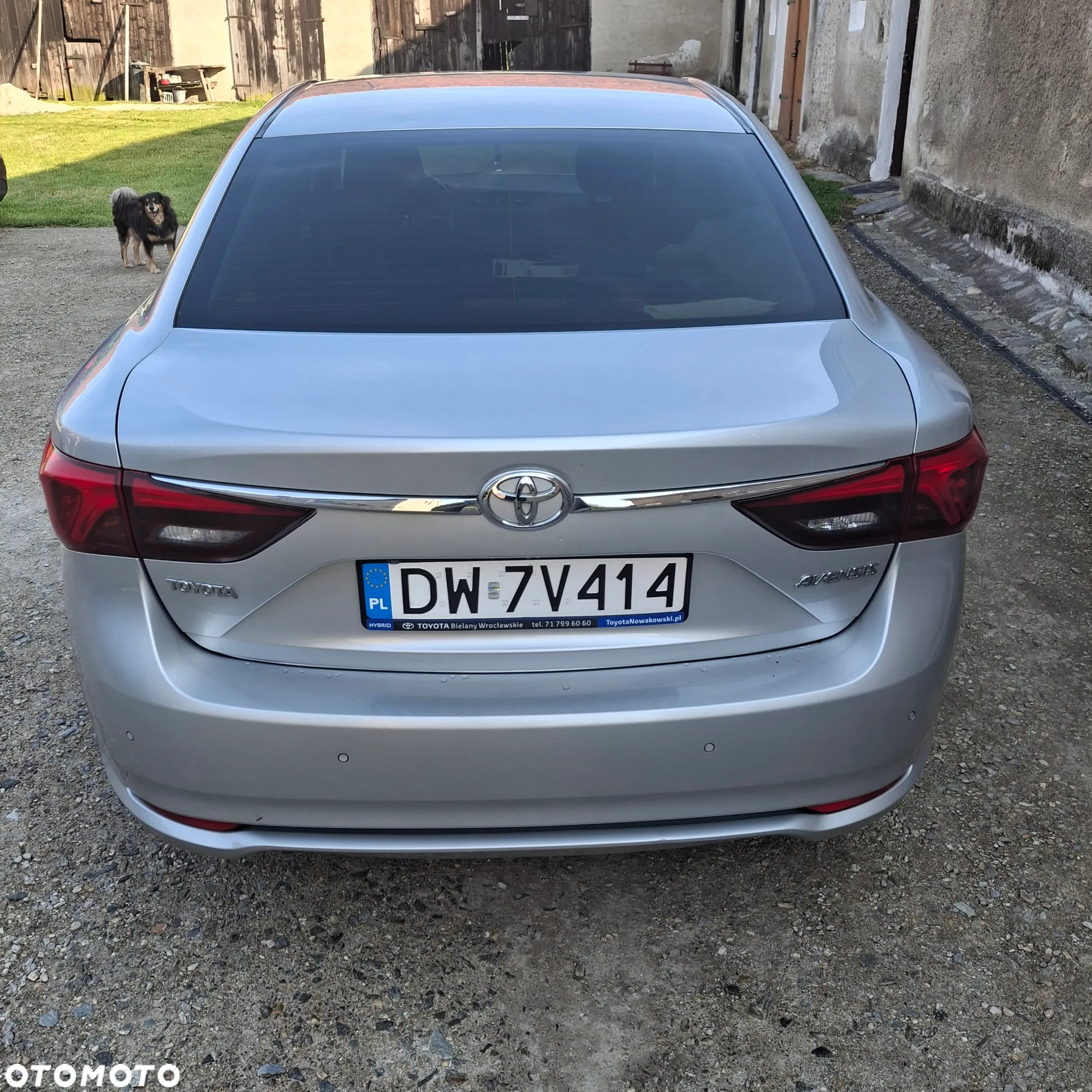 Toyota Avensis 1.8 Premium - 3