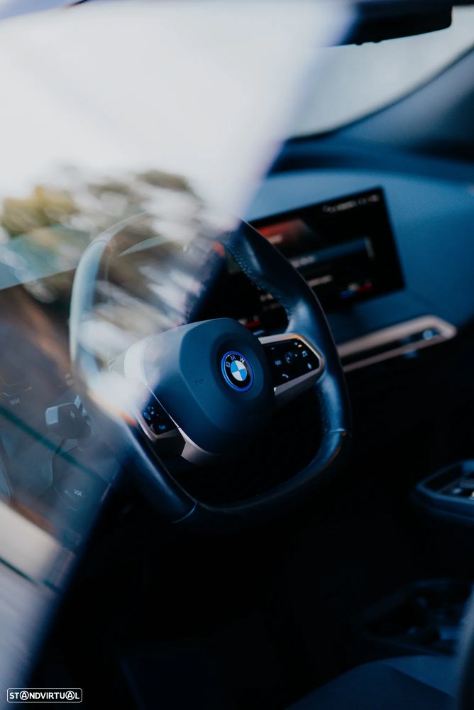 BMW iX xDrive40 - 50