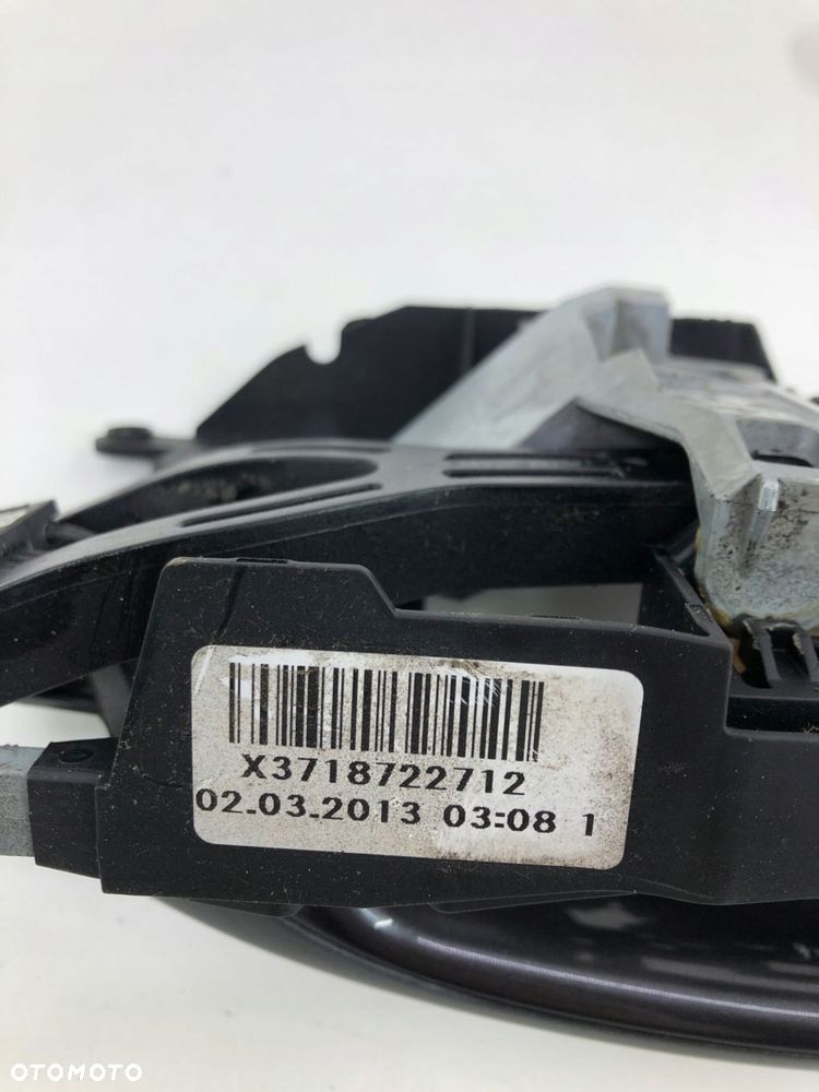 BMW 5 F11 KLAMKA KEYLESS KOLOR B90 LEWA TYŁ 7175731 - 6