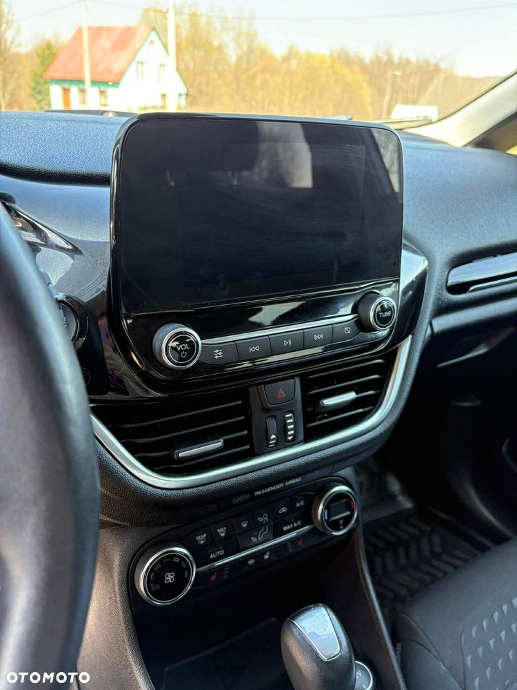 Ford Fiesta 1.0 EcoBoost S&S ST-LINE - 13