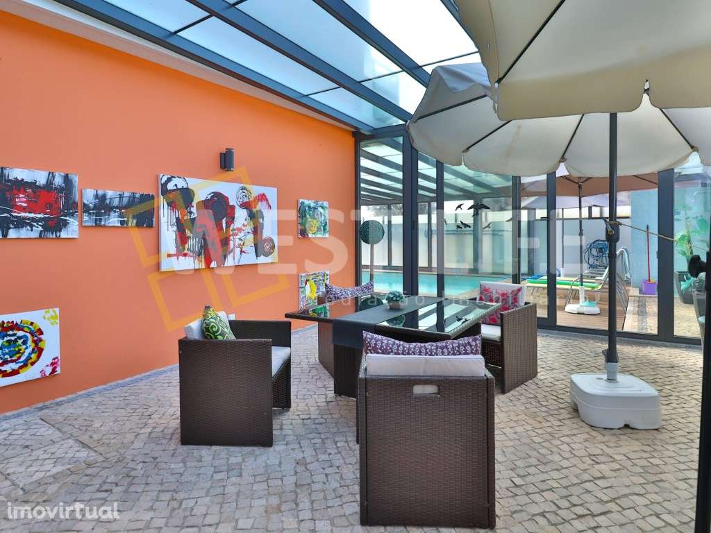 Moradia Independente T4 - PISCINA COBERTA + LOUNGE com CHURRASQUEIR... - Grande imagem: 3/30