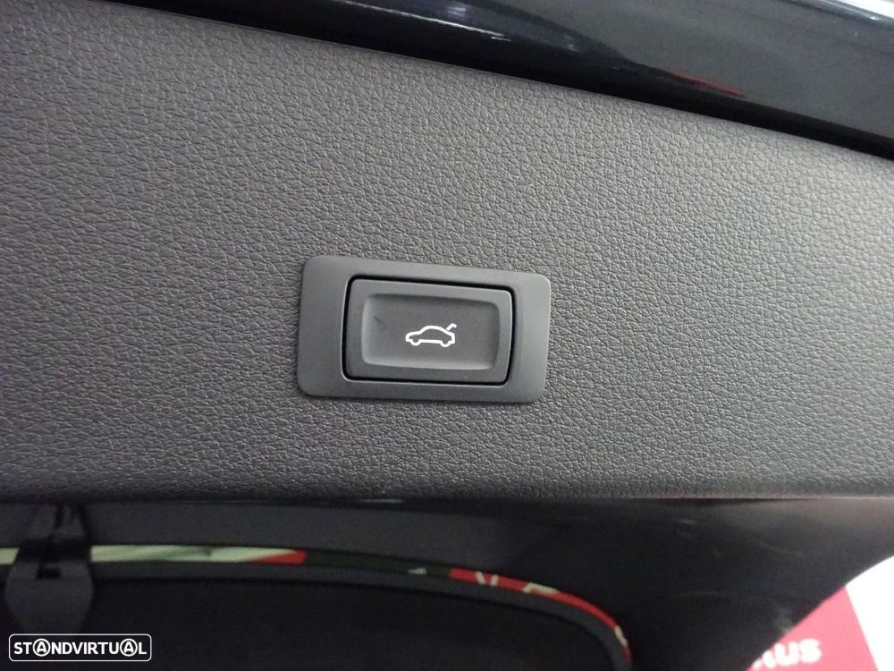 Audi Q8 e-Tron Sportback 55 quattro Advanced - 34