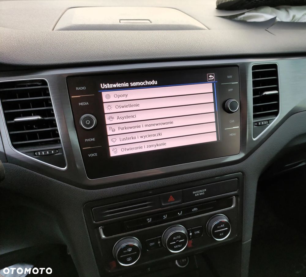 Volkswagen Golf Sportsvan - 10