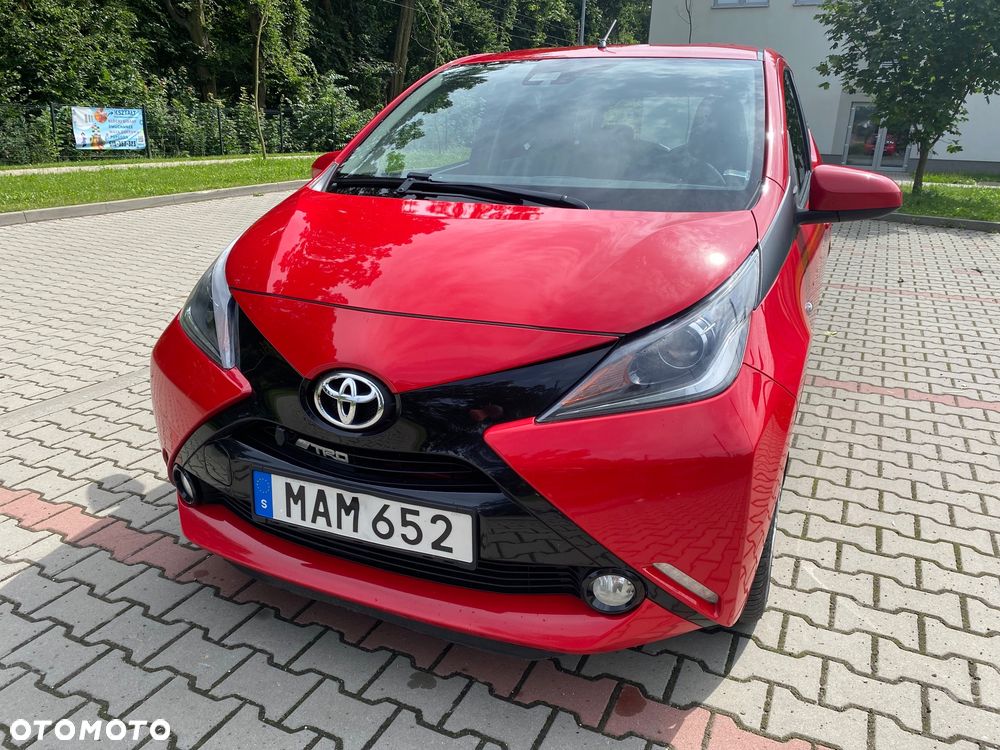 Toyota Aygo x-play touch - 13