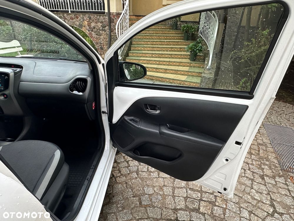 Toyota Aygo 1.0 VVT-i Color Edition - 14