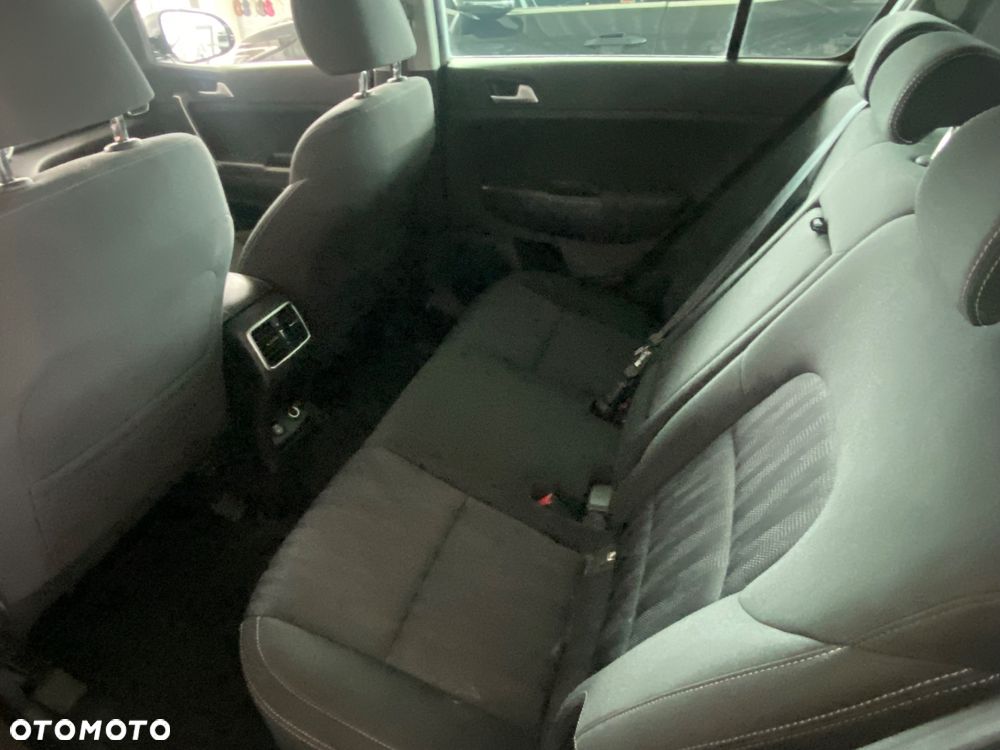 Kia Sportage 1.6 T-GDI M 2WD - 9