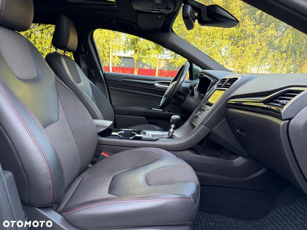 Ford Mondeo 2.0 TDCi STart-Stopp ST-Line - 28