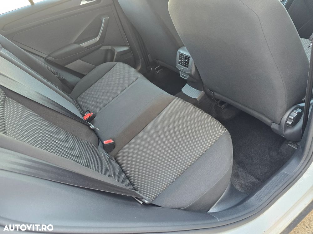Volkswagen T-ROC 1.6 TDI Base - 10