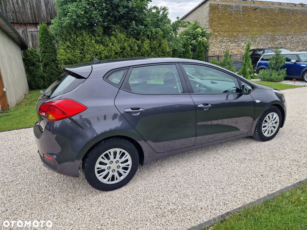 Kia Ceed 1.4 CVVT Attract plus - 11