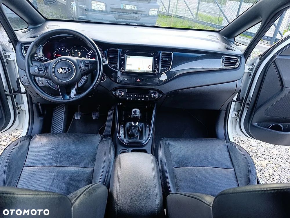 Kia Carens 1.7 CRDi Spirit - 25