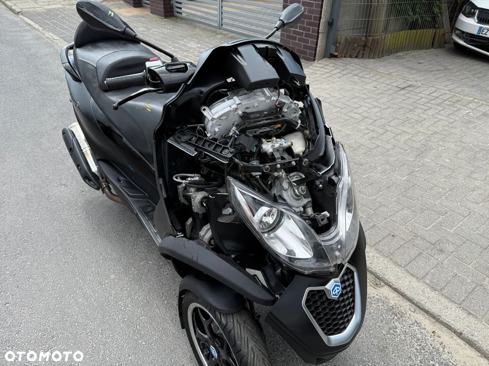 Piaggio MP-3 - 13
