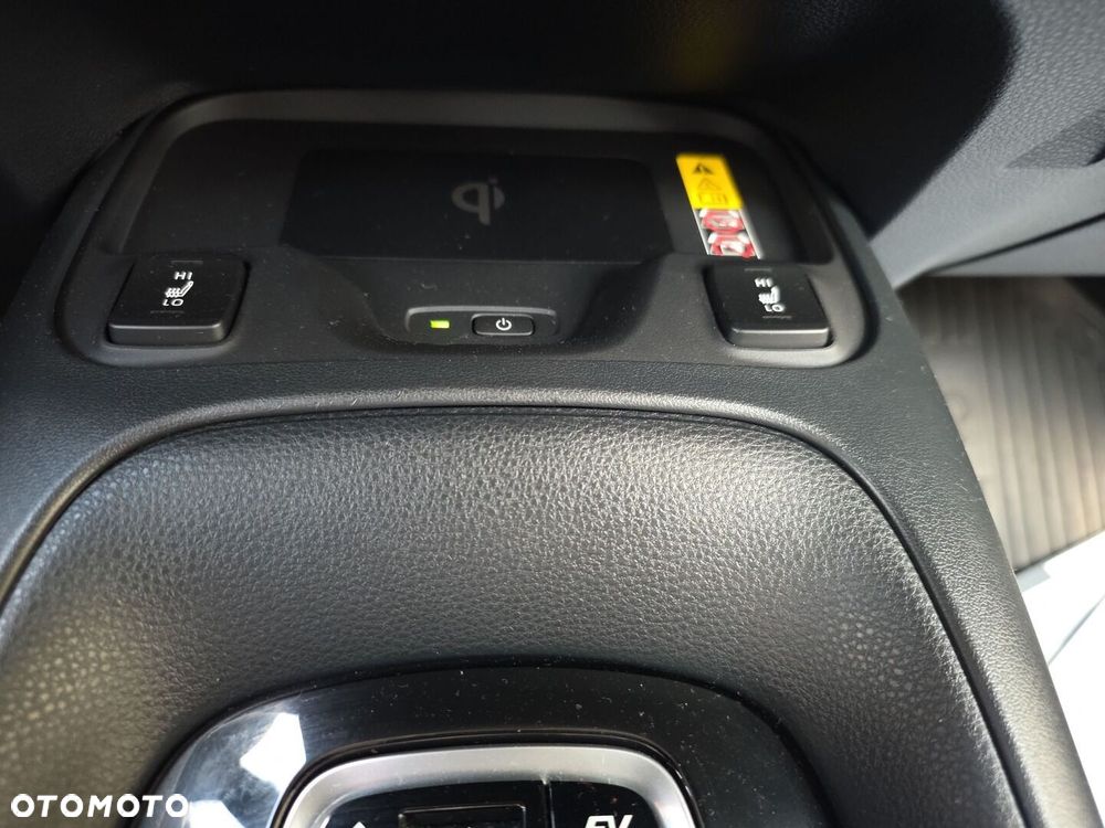 Toyota Corolla 1.8 Hybrid Comfort - 20