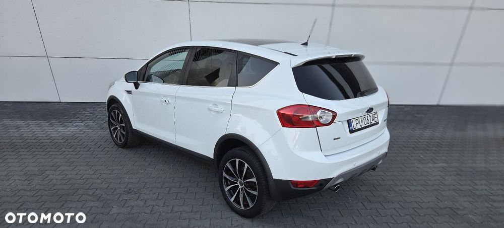 Ford Kuga 2.0 TDCi 4x4 Titanium - 16