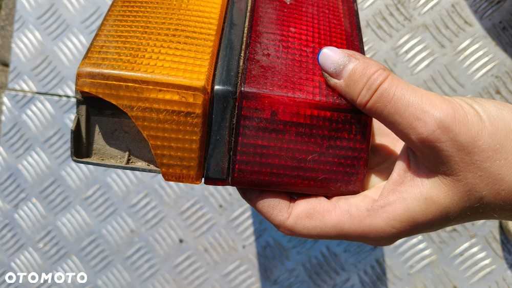 Lampa prawy lewy tył VW GOLF I wkład żarówek - 23
