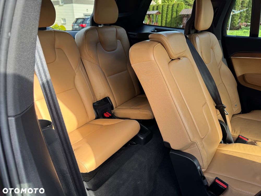 Volvo XC 90 D5 AWD Inscription 7os - 33