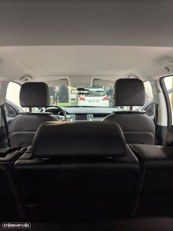 Land Rover Discovery Sport 2.0 eD4 Pure - 25