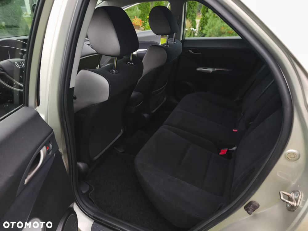 Honda Civic 1.4 Comfort - 26