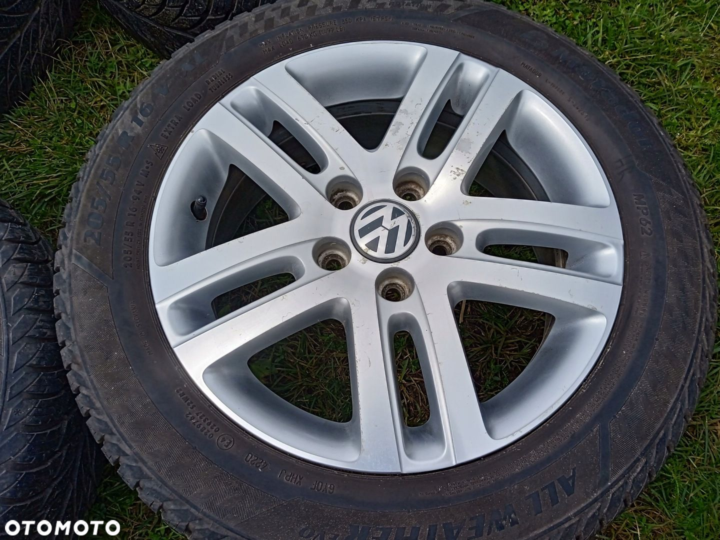 Felgi aluminiowe 5x112 Golf 5 6 Skoda Octavia SuperB Opony całoroczne et50 - 4